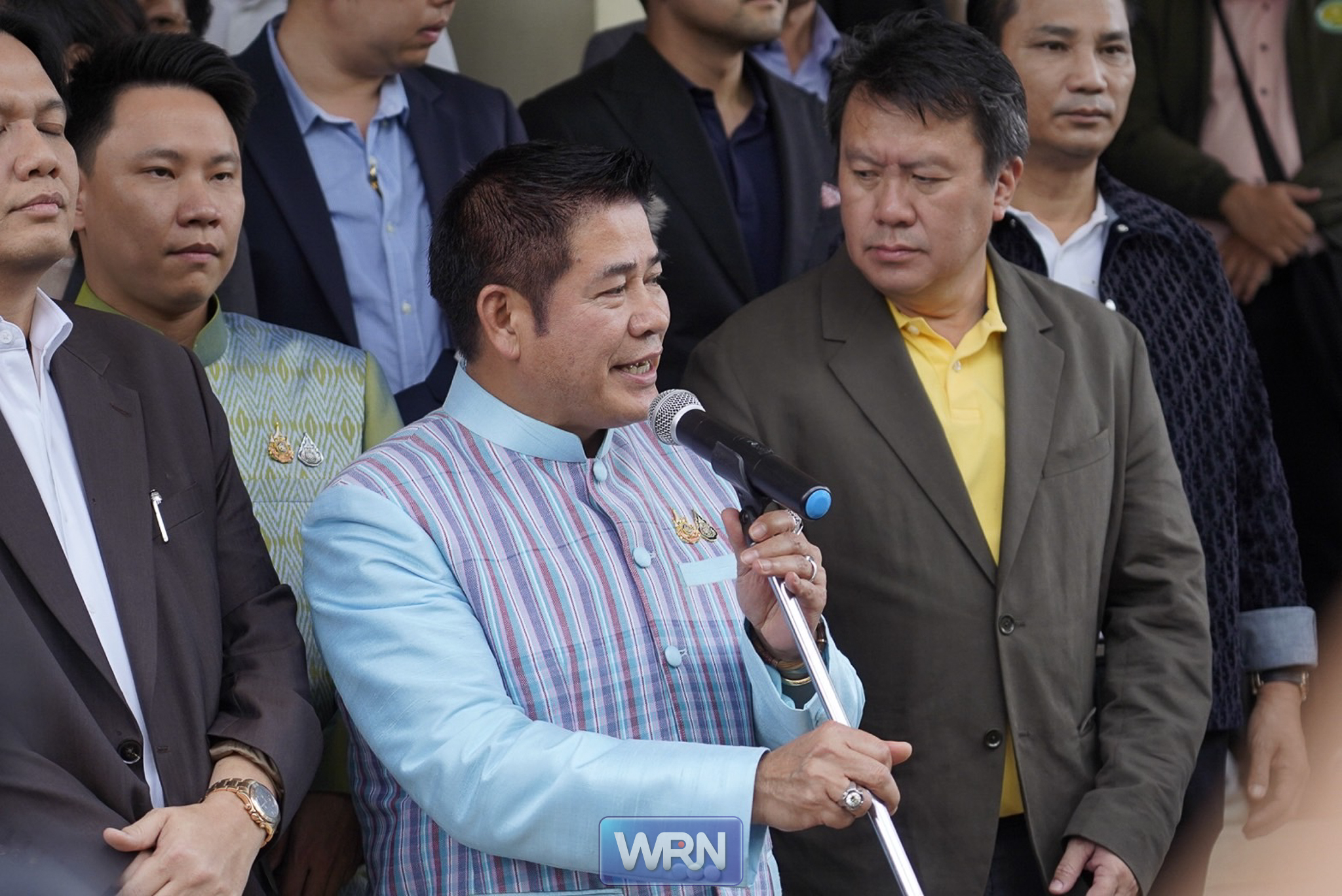 “ธรรมนัส” ออกแถลงจุดยืน ย้ำเป็นกลุ่มรัฐบาล ลั่น! ถ้าไม่ขับออกก็อยู่อย่างนี้