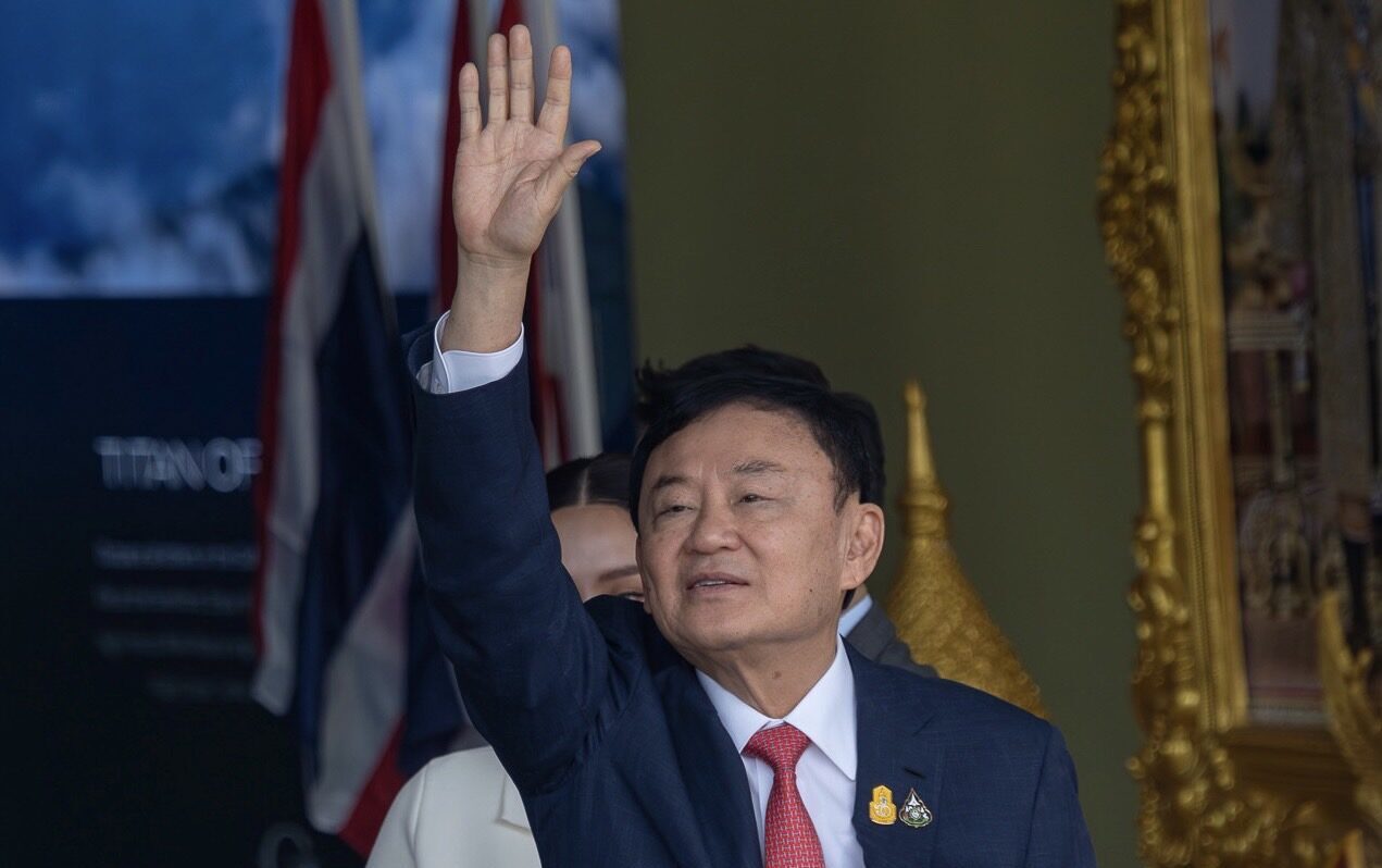 速報ニュース タクシン タクシン・チナワット は王室の恩赦を受け、