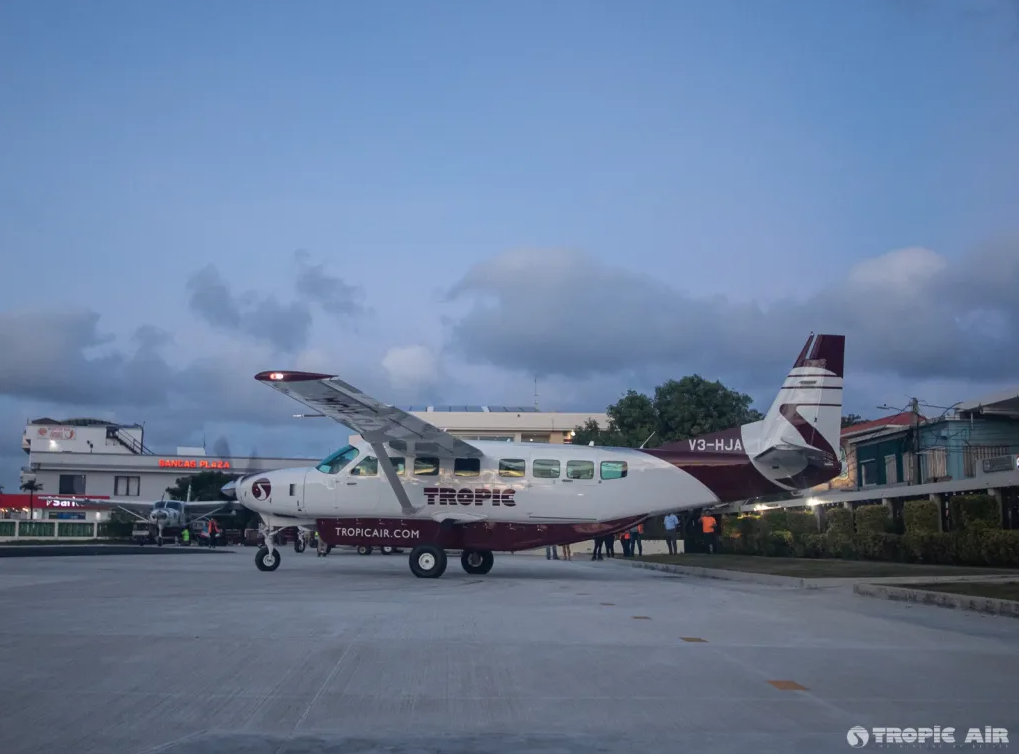 เที่ยวบิน Tropic Air เผชิญเหตุจี้ปล้นกลางฟ้า ผู้โดยสารช่วยหยุดเหตุไว้ได้