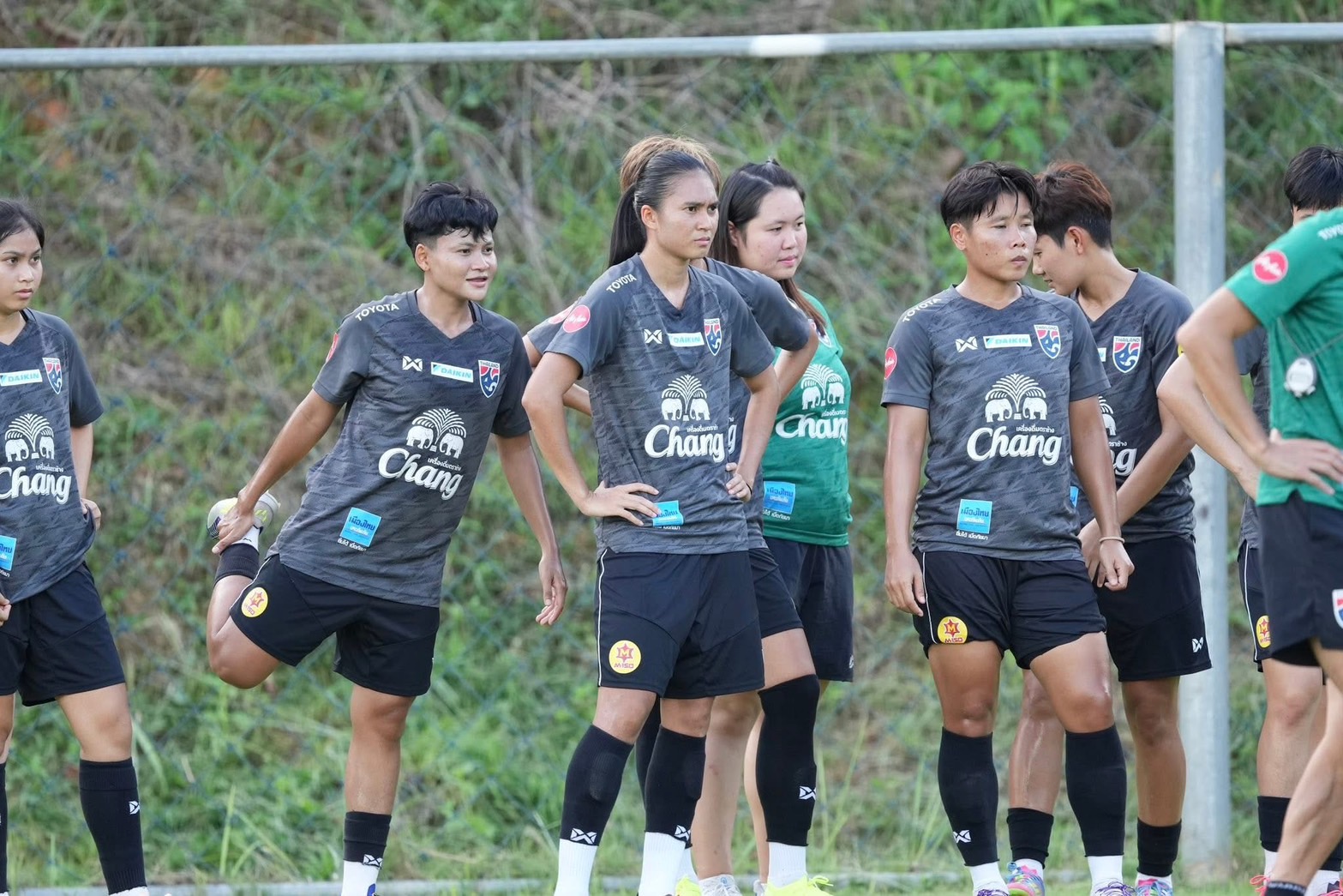 “ชบาแก้ว” ซ้อมเข้มเน้นเกมรุก-การยืนตำแหน่ง